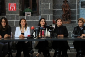 690x390cc-dyb-02-11-2022-kadin-girisimciler-basinla-kahvalti1 (1)