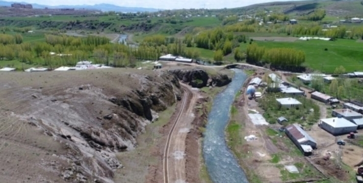 Van’da tarım arazileri suyla buluşturuluyor
