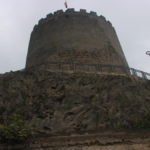 surlarin-uzerine-insa-edildigi-kayalik-zemine-ulasildi-2