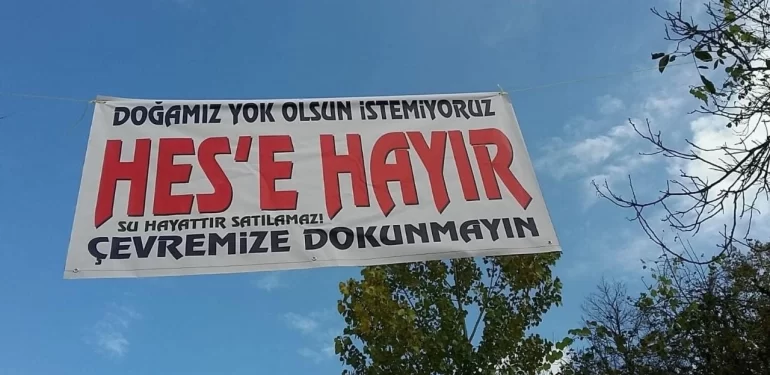 Trabzon’un Hayrat ilçesinde HES’e geçit yok!