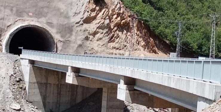 Bingöl’de milyonluk yatırımlar kaderine terk edildi
