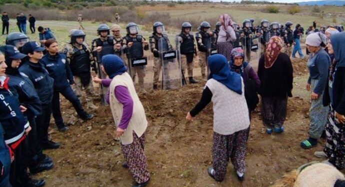 Çambükü köyü meraları için isyanda!