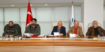 690x390cc-izm-14-01-2023-konak-ve-karabaglar-belediyesinde-tis-imzalandi1