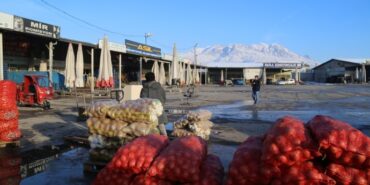 690x390cc-v-14-01-2023-van-hal-esnafi-sorunlari9