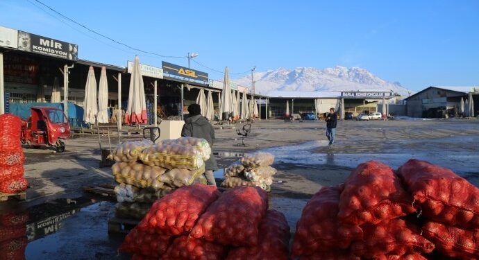 Van’da hal esnafı krizde: Kepenk kapatma aşamasındayız