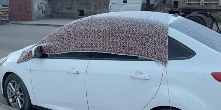 Ağrı, güne eksi 14 derece ile uyandı