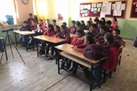 karsta-ogrencilere-yonelik-doga-egitimleri-araliksiz-devam-ediyorkars-iha