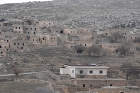 Ezidiler Şırnak'ta huzura kavuşan köylerine geri dönüyor