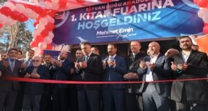 tatvan-dogu-anadolu-1--kitap-fuari-acildi