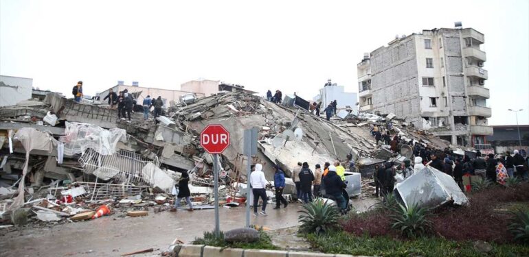 Maraş’ta 7.6 büyüklüğünde bir deprem daha meydana geldi