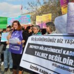 690x390cc-izm-18-02-2023-kadin-platformu-deprem-bolgesinde-kadinlarla-dayanismaya-iliskin-aciklama5