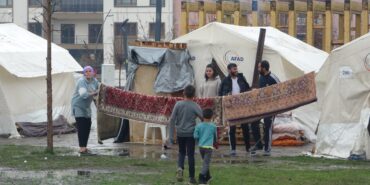 20230315-malatyada-etkili-olan-yagmur-cadirlari-su-altinda-birakti-702764-a9dbed0c1d0eca2e72f7