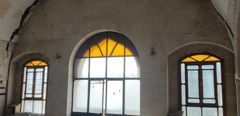 Urfa’da tarihi ağır darbe aldı
