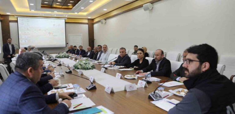 Diyarbakır’da kuraklık il kriz merkezi toplantısı