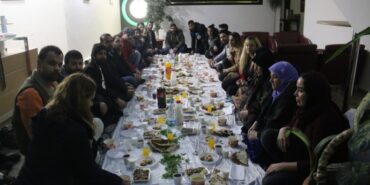 690x390cc-urf-30-03-2023-senyasar-ailesi-iftar4