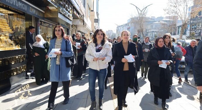 Van’da 8 Mart’a çağrı