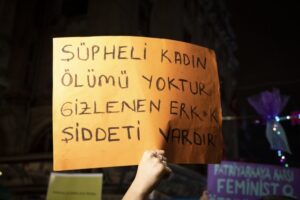 supheli-kadin-olumu-yoktur-gizlenen-erkek-siddeti-vardir-640x427-1
