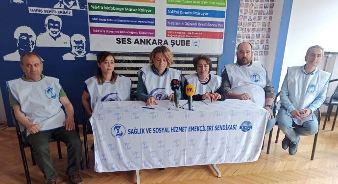 SES: Ebe ve hemşireler ekonomik nedenlerle emekli olamıyor