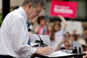 690x390cc-mrk-13-05-2023-kuzey-carolina-kurtaj-yasa-veto-