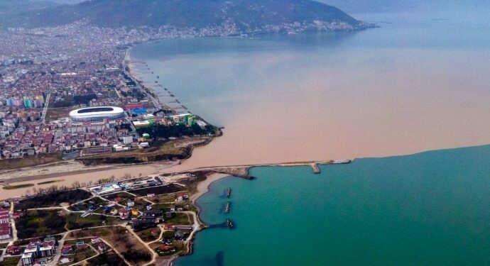 Ordu’da balıkçı barınağına ikinci kez durdurma kararı