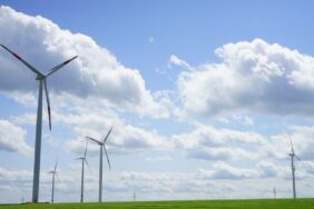 ruzgar-enerjisi-1-1320x742