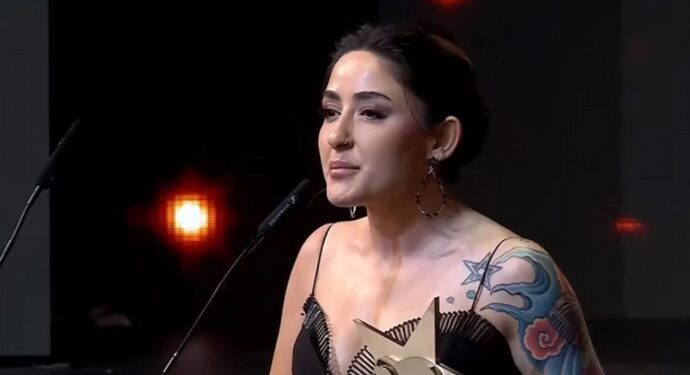 Şarkıcı Mosso hedefte: ‘Konserleri iptal edilsin’ baskısı