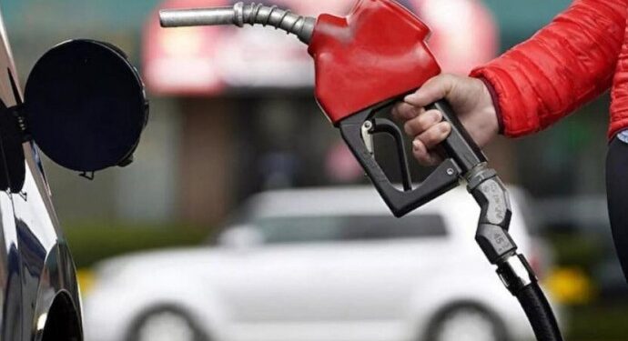 Benzine zam: Litre fiyatı 26 TL’yi geçti