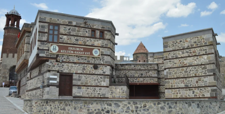 Erzurum Kültür ve Sanat Evi açıldı