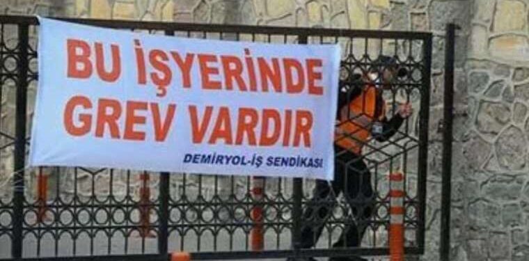 İzmir’de metro ve tramvay çalışanları iş bıraktı