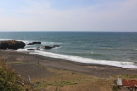 690x390cc-grs-01-09-2023-eynesil-sahili-yok-olmayla-karsi-karsiya5