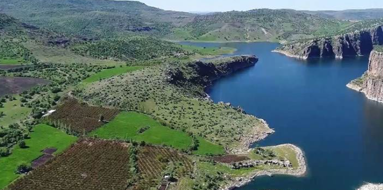 Antep’te suya giren baba ile oğlu boğuldu