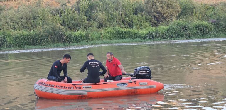 Dicle nehrinde kaybolan gencin cesedine ulaşıldı
