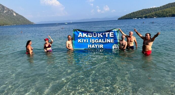 Muğla’da ‘kıyı işgaline’ tepki