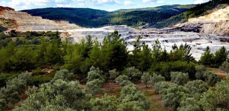 Akbelen direnişçileri: Ağaçlar kesilse de toprak ve suyumuz duruyor