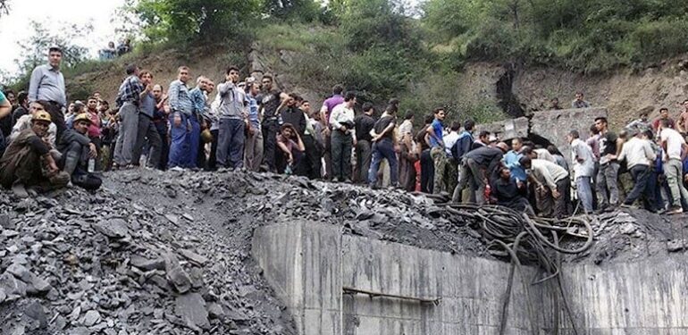 İran’da maden kazası 6 işçi yaşamını yitirdi