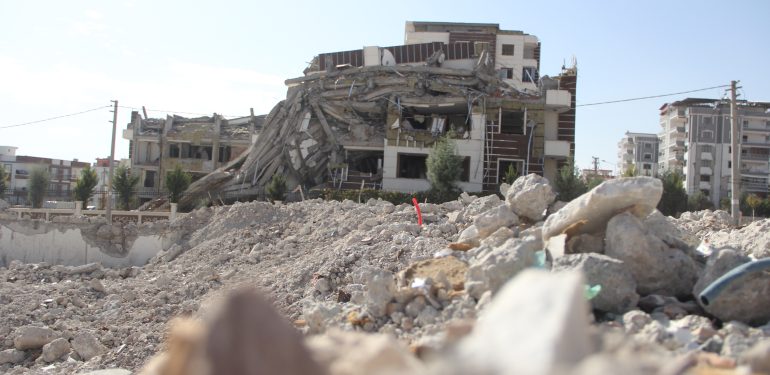 Adıyaman’da enkaz 260 gündür kaldırılmadı