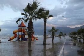 690x390cc-ada-27-11-2023-hatay-iskenderun-yagis4