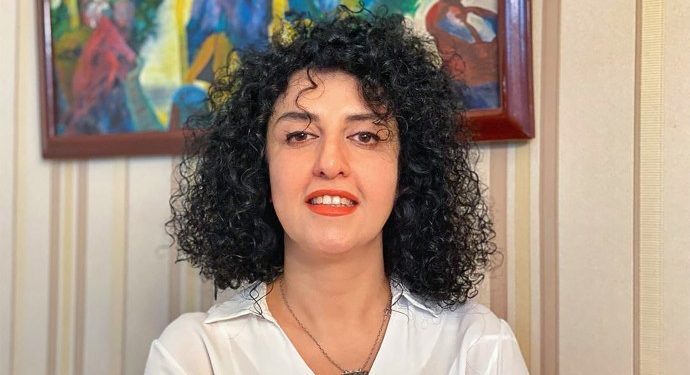 Başörtüsünü reddettiği için hastaneye sevk edilmedi