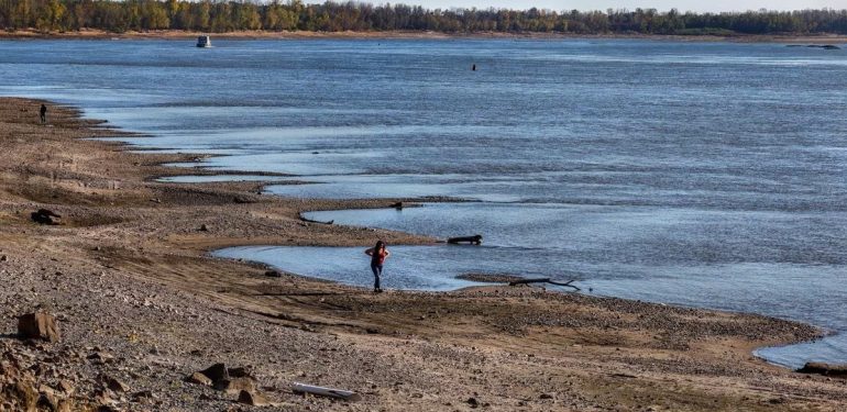 Nehirlerdeki ısınma sucul ortamlarda aşırılıklara yol açabilir