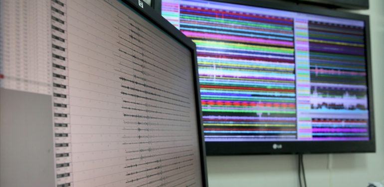 Gümüşhane’de deprem meydana geldi