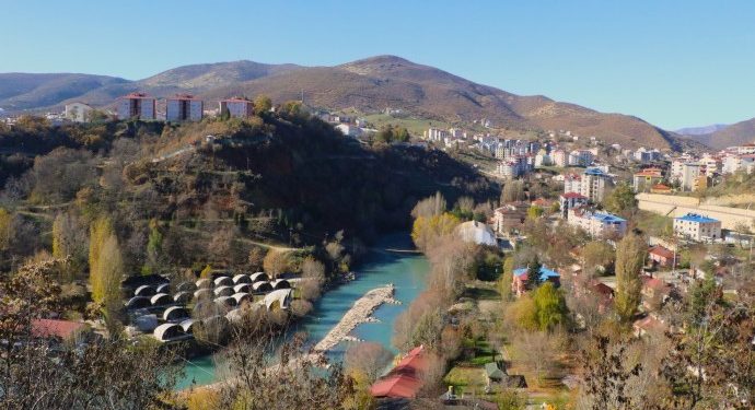Gençler Dersim’i terk ediyor