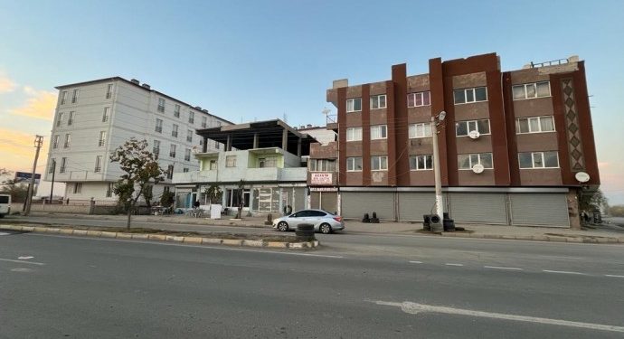 Iğdır’daki öğrenciler fuhuş yapılan binanın kapatılmasını istiyor