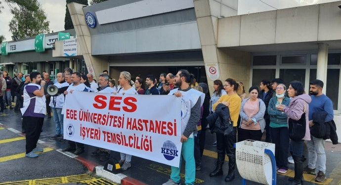 Sağlık emekçileri Ekim ayı ücretlerinin ödenmesini istedi