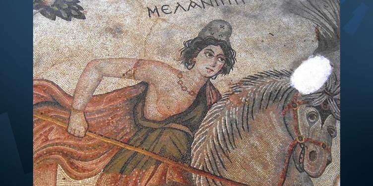 ‘Avlanan Amazonlar’ mozaiği Urfa’da müzede sergileniyor