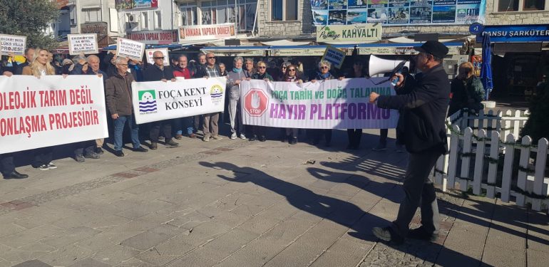 Foçalılar ‘Ekoköy’ adı altındaki rant projesine karşı