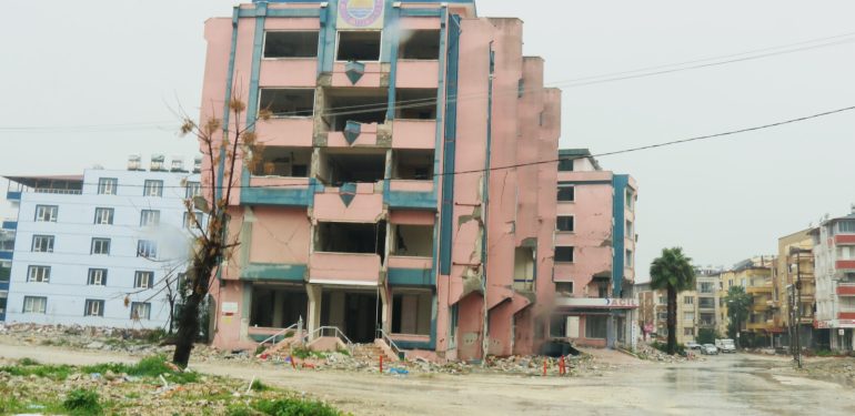 Bir yıl geçti: Ne yaralar sarıldı ne sözler tutuldu