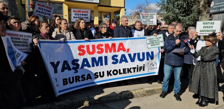 Bursa Su Kolektifi: ‘Ormanlardan elinizi çekin!’