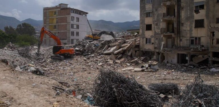 Hatay’ın bitmeyen sorunu: Moloz döküm sahaları