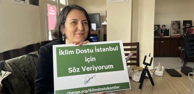 Gençlerden ‘İklim Dostu Belediye Taahhütnamesi’