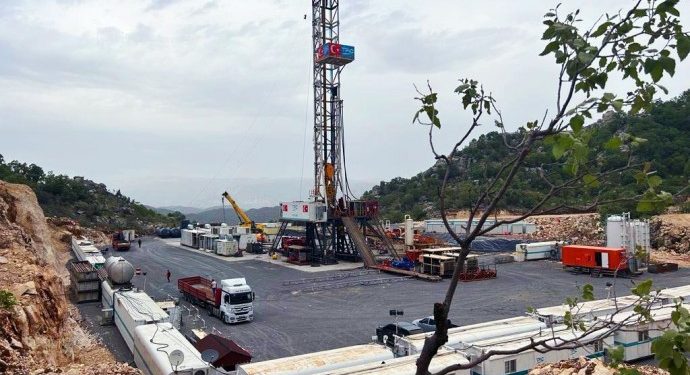 Diyarbakır’da 5 yılda 200’den fazla petrol arama-çıkarma sahası açıldı